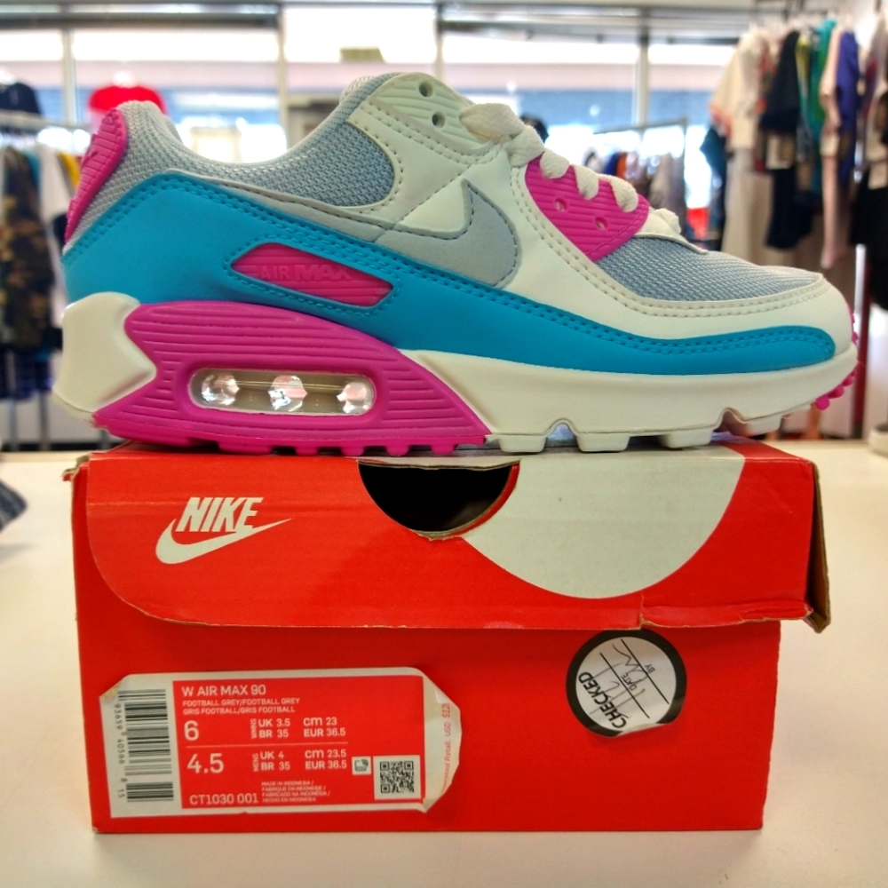 Women's Nike Air Max 90
